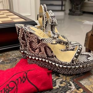 New Louboutin Authentic Size 39. New never worn w/dust bag.
